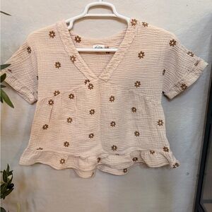 Cream Gauze V-Neck Top with Brown Daisy Embroidery